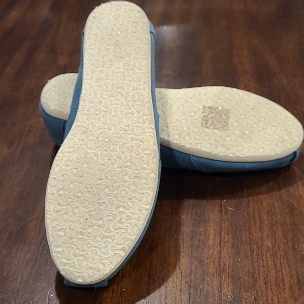 Tom's - Picture 2 of 4